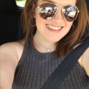 Meet your Posher, Alexys